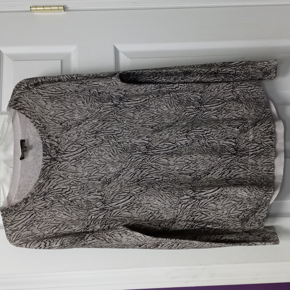 🐕 Women's Gray Medium Dalia Sweater